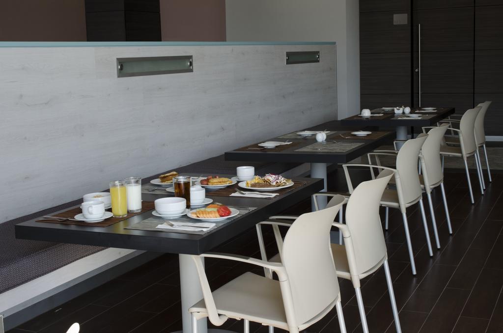 Casa Inn Galerias Celaya Eksteriør billede