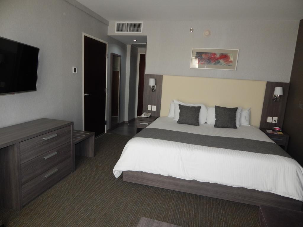 Casa Inn Galerias Celaya Eksteriør billede